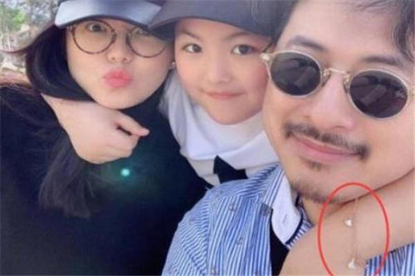 宝格丽小扇子手链价格 腕间的极致奢华