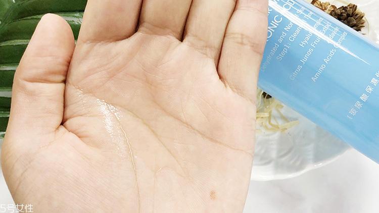 drwu爽肤水价格多少 高性价比的纯补水产品