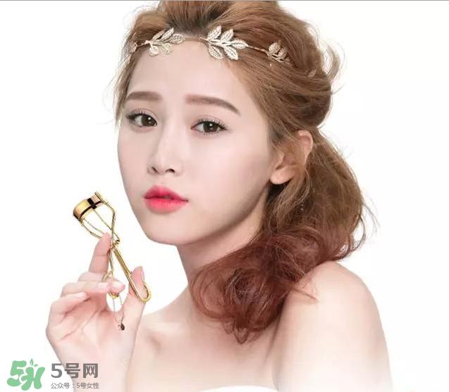 精致妆容的正确步骤 怎么化一个精致的妆容