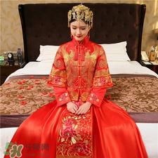 秀禾服能够当敬酒服吗?秀禾服和龙凤褂的区别