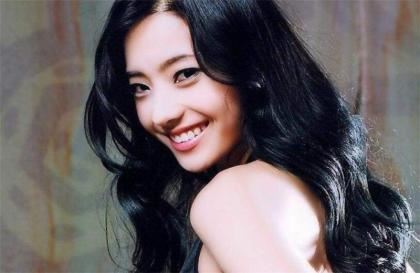 大美人韩彩英曾今拍过的三级片，看得热血沸腾