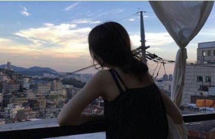 离婚不久我与儿子就在一起了 与母爱做了不该干的事情