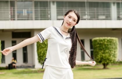 抱起来加速会哭是什么意思 疼我都哭了他还在动说明什么