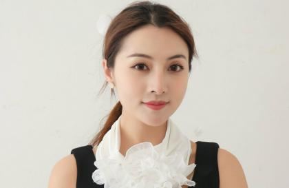 老板等不及了在车里做 停车场被老板要了好多次