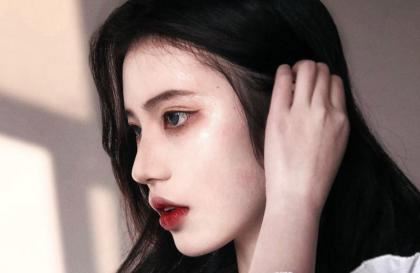 遇到一个很猛的客人 两个人一前一后攻击我