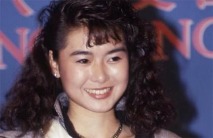 陈淑兰拍过什么三级片 曾是李嘉欣竞争对手的她现在怎么样了