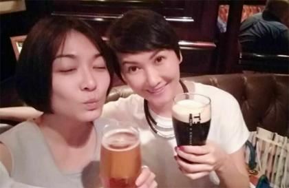 李思蓓拍过什么三级片 明星情色片实在是太污了