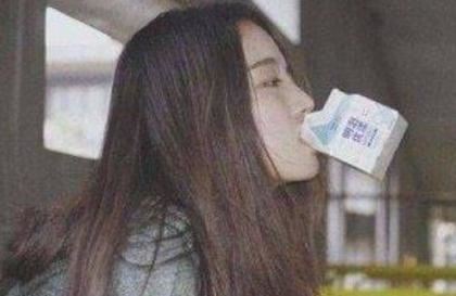 讲讲自己第一次细节真实 为了房子我献身校长