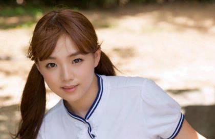 我撩我妈结果成功了 被领养的我成了妈妈的精神寄托