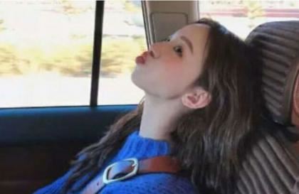 三个师父一起玩我 一前一后的动了起来