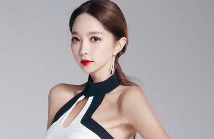 女朋友太矮了做的时候好舒服 小妖精真会折磨人