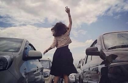 他的手抓住了我的小兔子 男票不停的蹭你是为什么