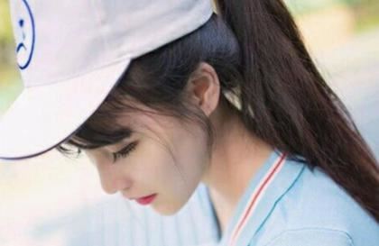 放在里面等我好回来检查 被医生绑在妇科椅调教