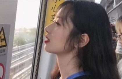 我在做作业爸爸玩我 爸昨晚弄了我3次今天有点痛