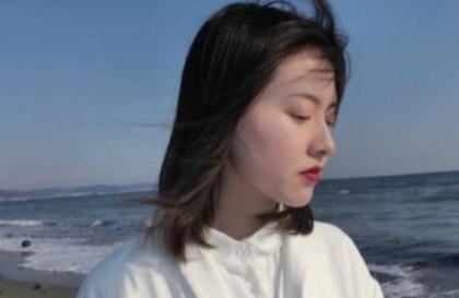 你跟异性最刺激的一次是在哪 在草地上的一次狂欢经历