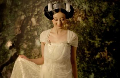 放里面睡觉时是什么样的感受 他像疯了一样的索取车里