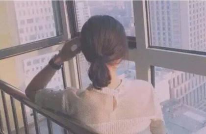 姐姐我们再做一次好么 家里没人半夜就和姐姐睡一块