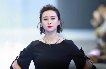 禁片推荐《挡不住的风情》 大胆欣赏翁虹年轻时的美好肉体