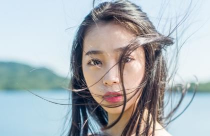 上校他体力太好 从厨房到沙发再到厕所