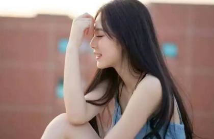 晚上喝多了结果跟儿子做了 抱着妈妈睡我们都控制不住了