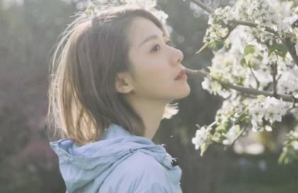 我在KTV被六个男人玩一晚上 被两个男人同时前后做