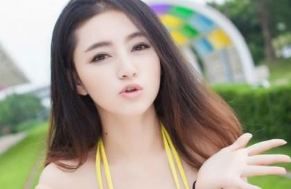 3个人同时玩一个人过程 男友竟和朋友一起欺负我