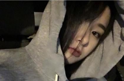 男朋友见面每次都要 男生强吻为什么推不开