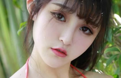 和女朋友坐公交车最后一排 还在车里要了我好多次