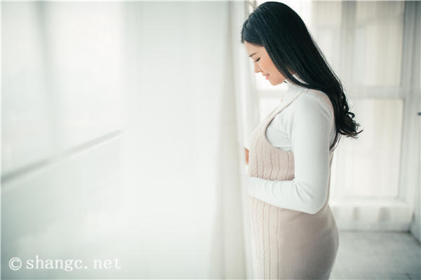 产后抑郁的表现是什么症状 孕妇出现4个症状一定注意 