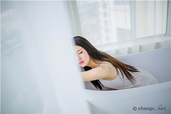 为什么都说嘴唇薄的女人很薄情 最绝情的女人长这样