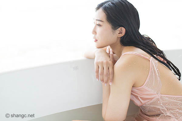 喜欢一个人是什么感觉 有这12种症状你就陷进去了