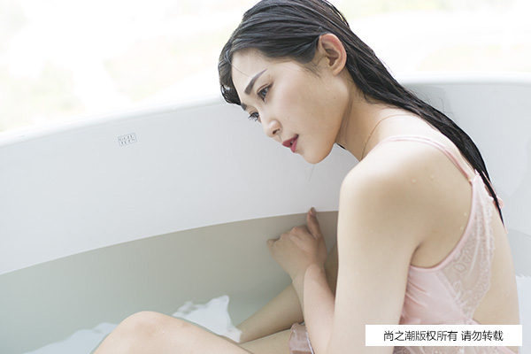 女性咽喉癌的早期症状 出现这3个症状你要注意了