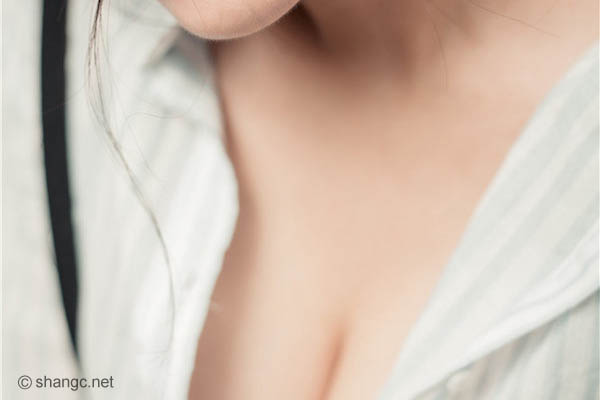 手指脱皮是怎么回事揭晓 棘手问题需正确方式解决