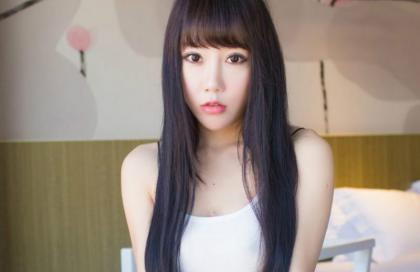 师傅师兄一前一后要我喝酒 被两个男人轮流敬我招架不住