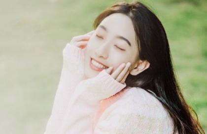 吃饭的时候老公要我 埋在里面不想出来