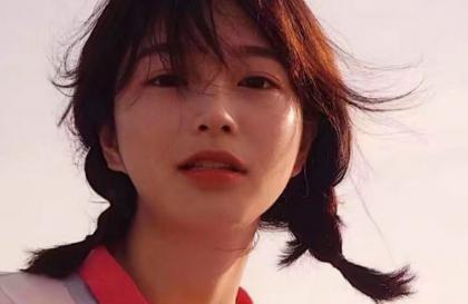 三个人弄你一个可不可以 在酒吧做女服务生的经历