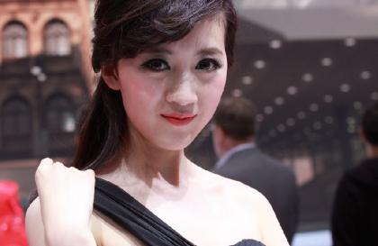 说什么话让男人疯狂想你 老公总是经不起被我调戏