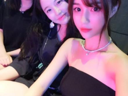我们的前女友,不要再来伤害我们!