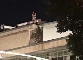 女子刺男友后跳楼,经抢救无效死亡