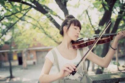 舍不得忘记你，你呢？