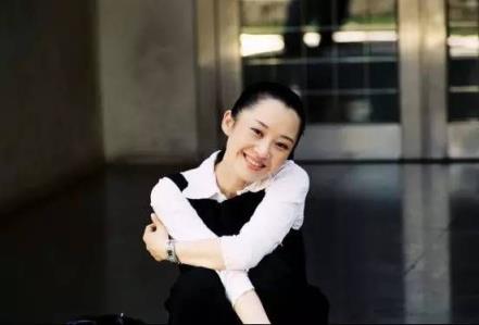 靠近你温暖我，从此愿长眠不起！