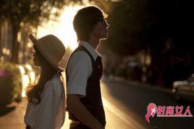 赌气嫁给比我爸还大8岁的男人