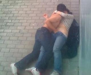 怎样面对孩子早恋，和理评价积极引导！