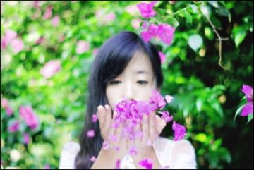 世间的相遇，都是千年后的久别重逢！