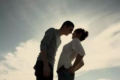 爱不需要理由，真正爱你的女人！