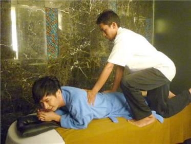 男按摩师日记,为什么总有那么多变态?