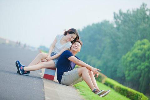 谈恋爱的技巧，少男少女恋爱宝典！