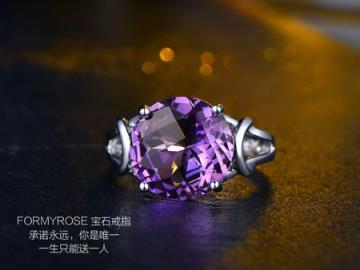情人节送女孩什么礼物，让对方喜欢或有创意！