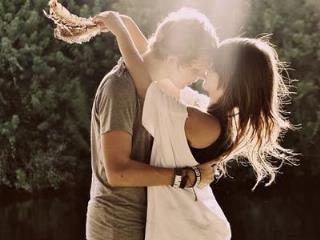 犯贱，为了爱情看轻自己！