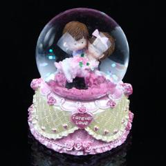 送女朋友什么礼物好，送“四不掉”的东西！